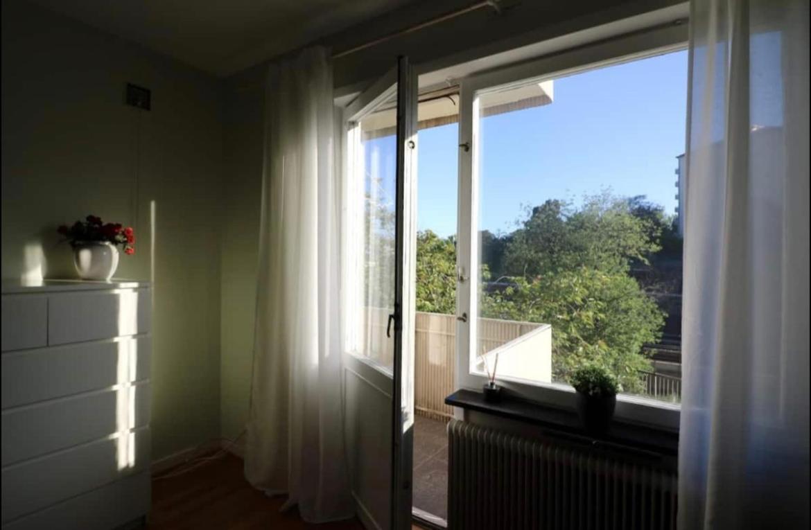 Trivsamma Lagenheter Med Fri Parkering Apartment Stockholm Exterior photo